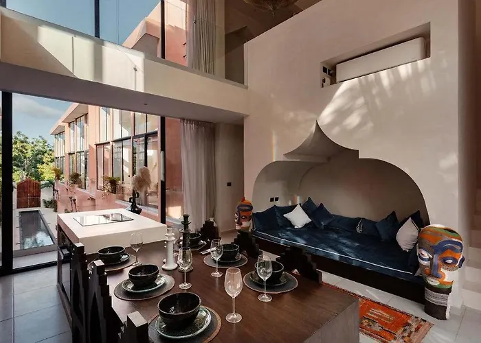 Arch Mansion La Veleta For 28 Guests